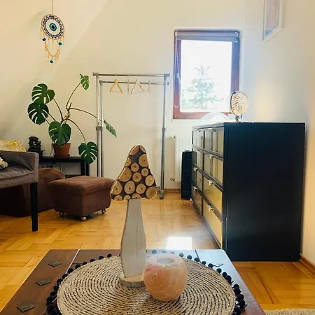 Lakelove Haziko Sopron- Erdo Es Topart Mellett