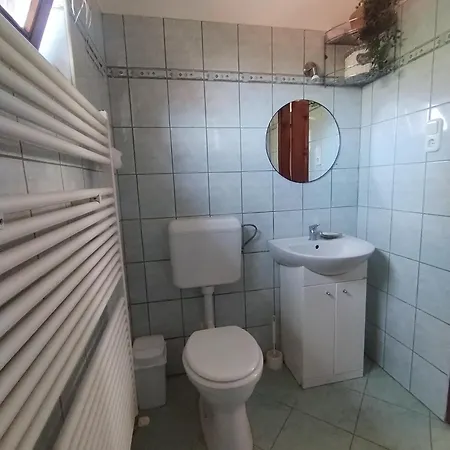 Lakelove Haziko Sopron- Erdo Es Topart Mellett Sopron